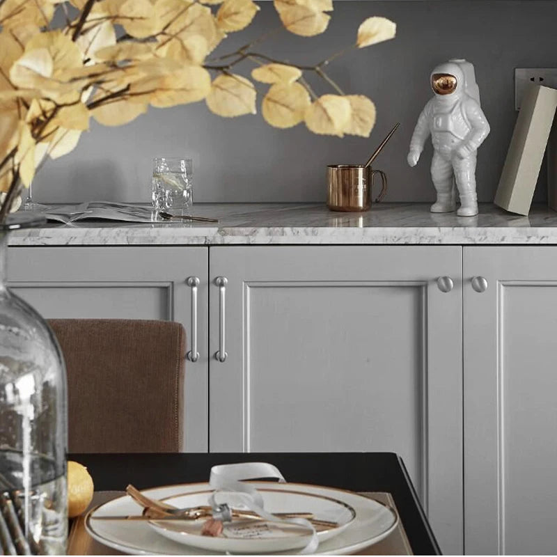 Dainty Furniture Bar Pull
