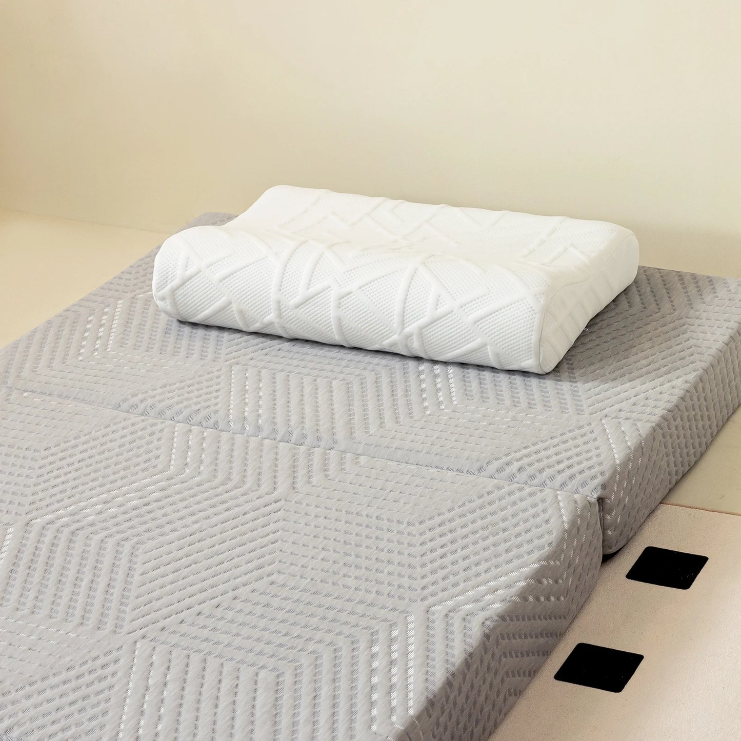 Foldable Memory Foam Mattress with Bag